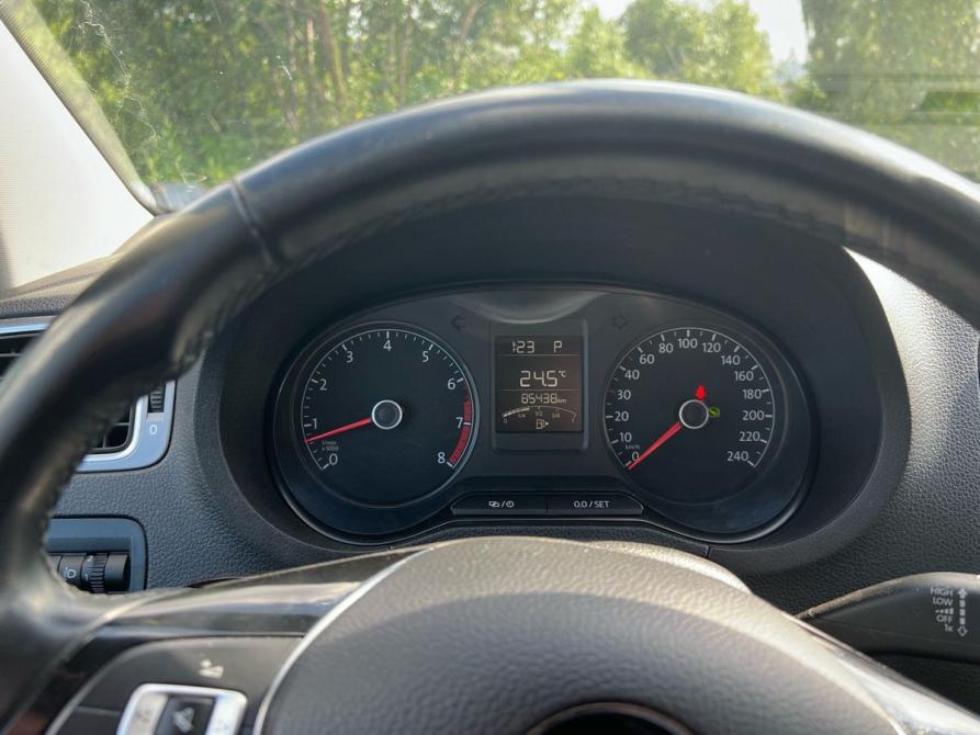 Volkswagen Polo V Рестайлинг Пермь  - изображение 9