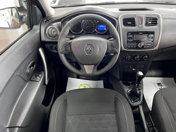 Renault Sandero II с пробегом 2018 года, цена 1 195 000 рублей, 112046 км, хэтчбек, Автокод Объявления