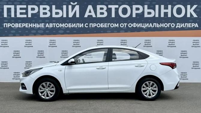 Hyundai Solaris II с пробегом 2019 года, цена 1 040 000 рублей, 136154 км, седан, Автокод Объявления