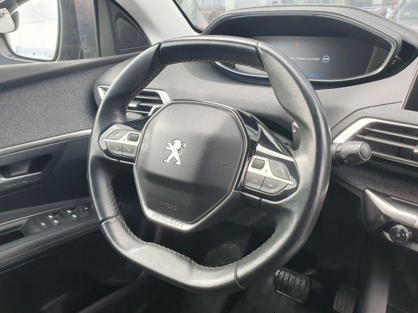Peugeot 3008 II с пробегом 2018 года, цена 1 795 000 рублей, 74000 км, внедорожник, Автокод Объявления