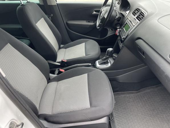 Volkswagen Polo V с пробегом 2014 года, цена 899 000 рублей, 165425 км, седан, Автокод Объявления