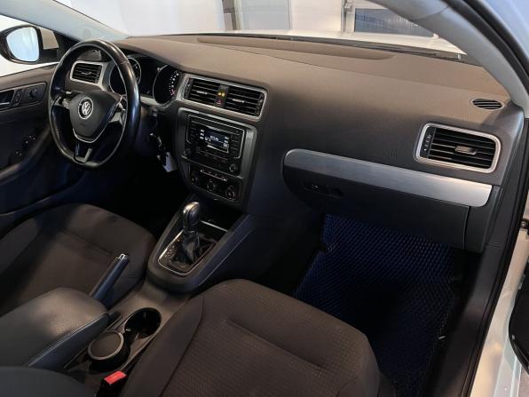 Volkswagen Jetta VI Рестайлинг с пробегом 2017 года, цена 1 225 000 рублей, 163131 км, седан, Автокод Объявления