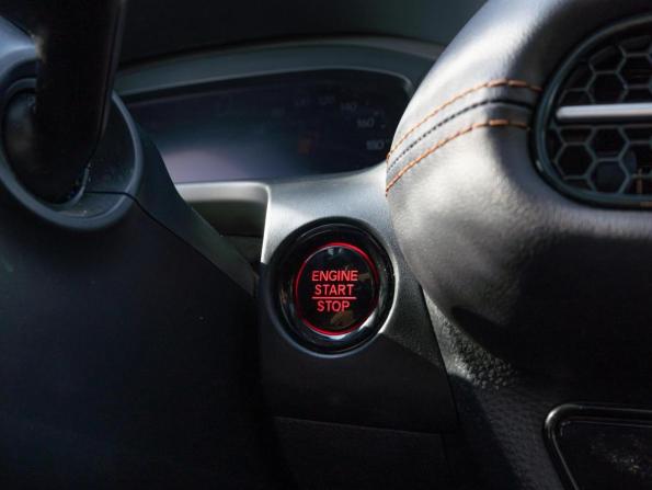 Honda ZR-V с пробегом 2024 года, цена 3 398 000 рублей, 21379 км, внедорожник, Автокод Объявления