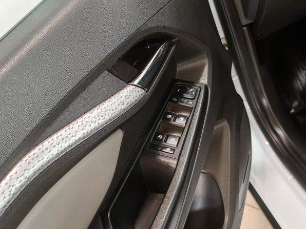 Lada (ВАЗ) Vesta I с пробегом 2018 года, цена 994 000 рублей, 124665 км, универсал, Автокод Объявления