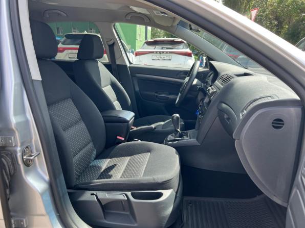 Skoda Octavia II (A5) Рестайлинг с пробегом 2011 года, цена 575 000 рублей, 250566 км, лифтбек, Автокод Объявления