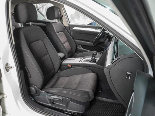 Volkswagen Passat B8 с пробегом 2016 года, цена 1 799 000 рублей, 175680 км, седан, Автокод Объявления