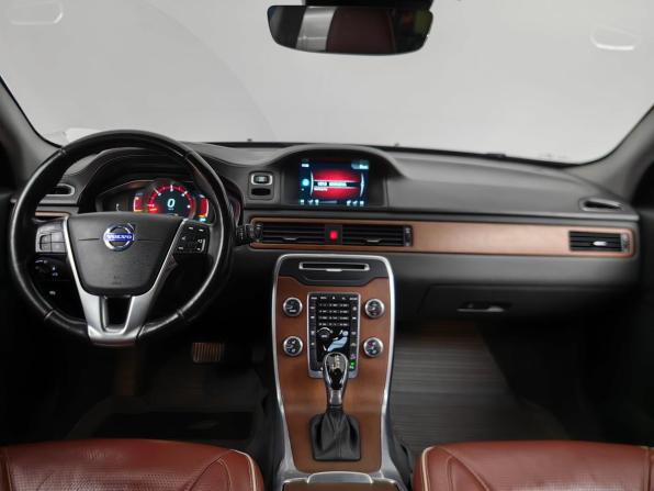 Volvo XC70 II Рестайлинг с пробегом 2015 года, цена 1 748 000 рублей, 297920 км, универсал, Автокод Объявления