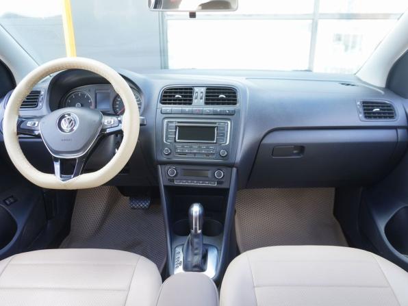 Volkswagen Polo V Рестайлинг с пробегом 2015 года, цена 980 000 рублей, 152420 км, седан, Автокод Объявления