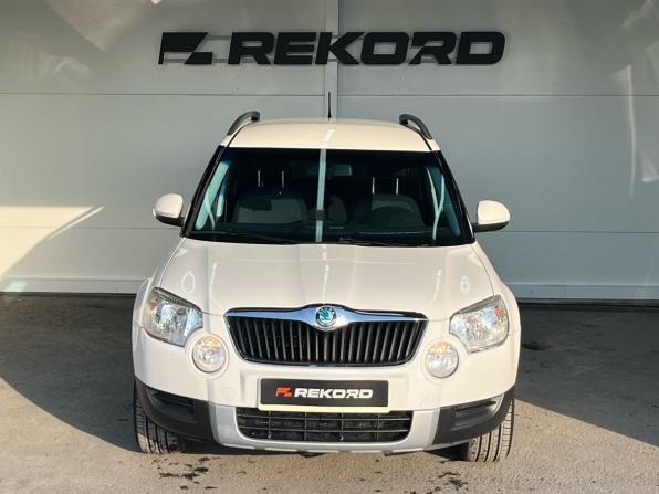 Skoda Yeti I с пробегом 2013 года, цена 1 100 000 рублей, 153700 км, внедорожник, Автокод Объявления