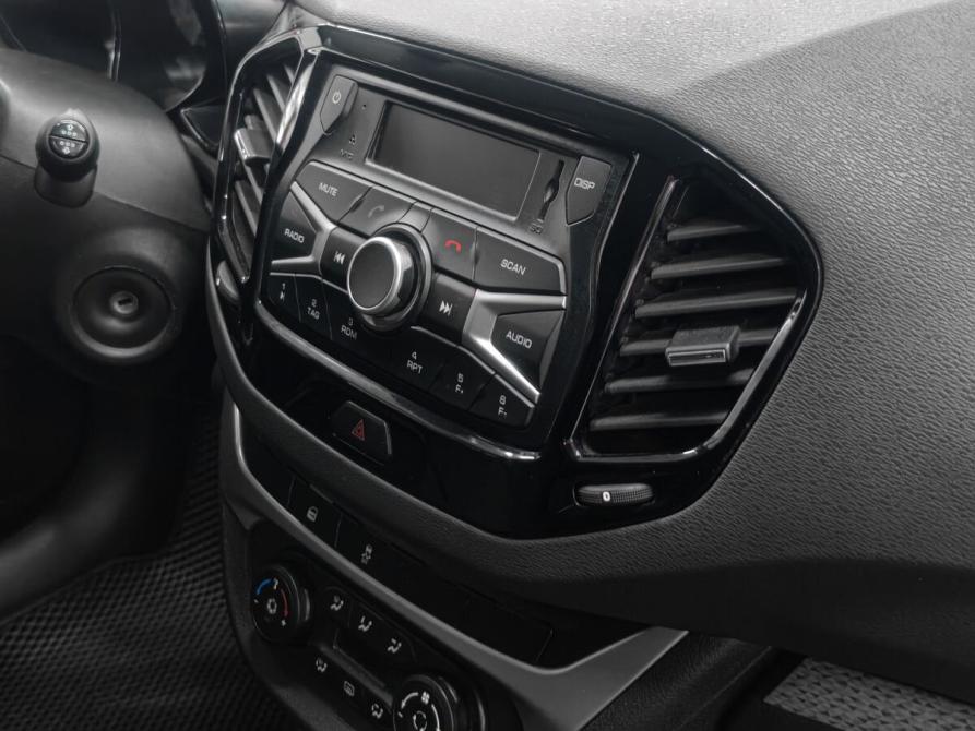 Lada (ВАЗ) Vesta I Ростов-на-Дону  - изображение 19