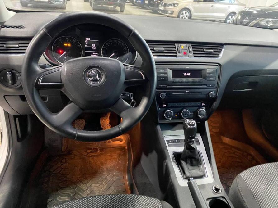 Skoda Octavia III (A7) Санкт-Петербург  - изображение 9