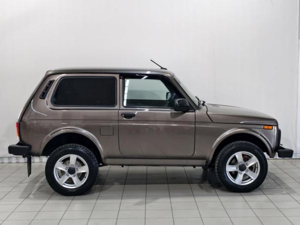 Lada (ВАЗ) Niva Legend с пробегом 2024 года, цена 880 000 рублей, 34962 км, внедорожник, Автокод Объявления