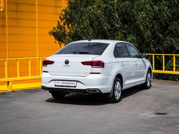 Volkswagen Polo VI с пробегом 2021 года, цена 1 599 000 рублей, 65121 км, лифтбек, Автокод Объявления