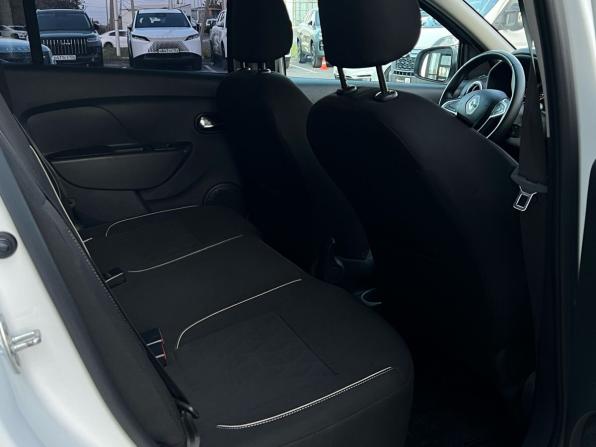 Renault Sandero II Рестайлинг с пробегом 2020 года, цена 1 230 000 рублей, 159504 км, хэтчбек, Автокод Объявления