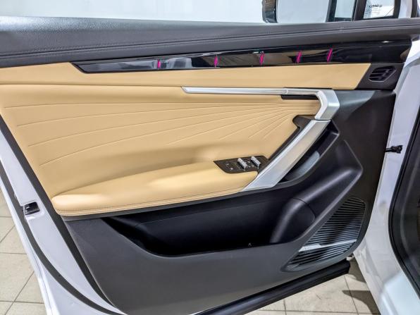 Geely Boyue L I с пробегом 2023 года, цена 2 370 000 рублей, 41973 км, внедорожник, Автокод Объявления