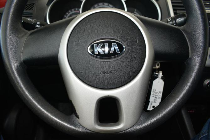Kia Venga I Рестайлинг с пробегом 2015 года, цена 899 000 рублей, 137000 км, минивэн, Автокод Объявления