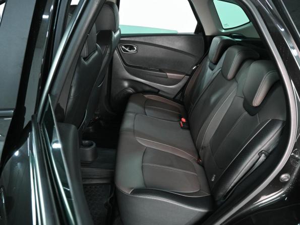 Renault Kaptur I с пробегом 2018 года, цена 1 339 000 рублей, 118632 км, внедорожник, Автокод Объявления