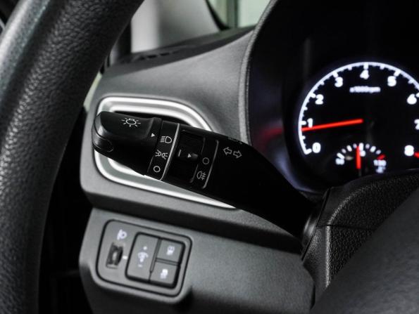 Hyundai Solaris II с пробегом 2019 года, цена 1 399 000 рублей, 101268 км, седан, Автокод Объявления