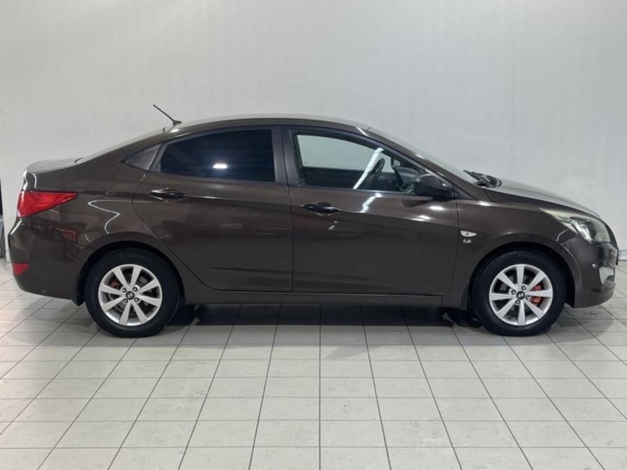 Hyundai Solaris I Рестайлинг Курск  - изображение 4