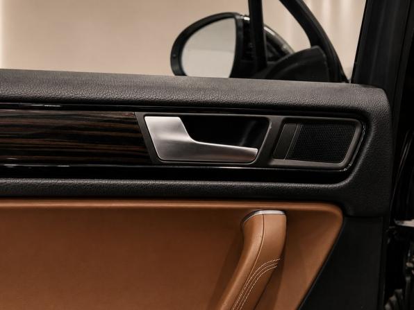 Volkswagen Touareg II с пробегом 2014 года, цена 1 850 000 рублей, 240000 км, внедорожник, Автокод Объявления