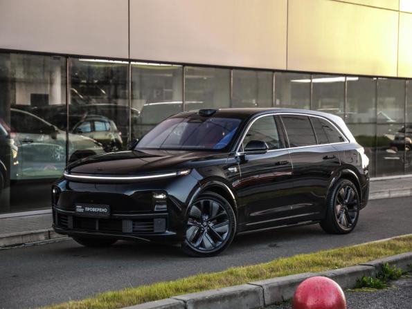 Li Auto (Lixiang) L7 I Рестайлинг с пробегом 2024 года, цена 6 699 000 рублей, 52000 км, внедорожник, Автокод Объявления