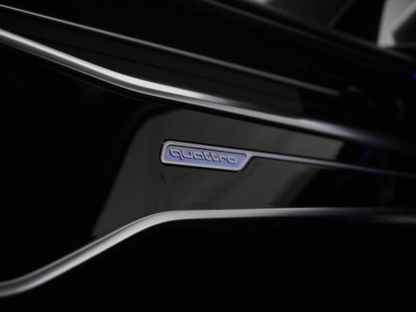 Audi A6 V (C8) с пробегом 2018 года, цена 4 299 077 рублей, 63298 км, седан, Автокод Объявления