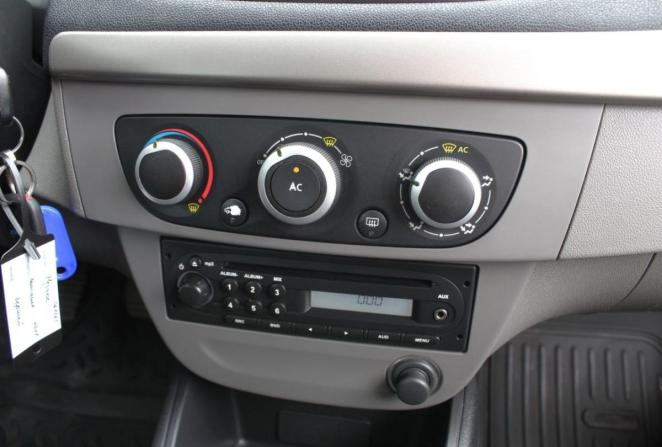 Renault Megane III с пробегом 2011 года, цена 750 000 рублей, 118501 км, хэтчбек, Автокод Объявления