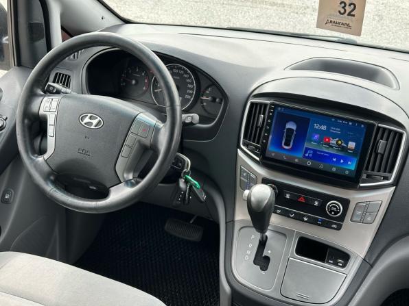 Hyundai H-1 II Рестайлинг с пробегом 2016 года, цена 1 780 000 рублей, 382060 км, минивэн, Автокод Объявления
