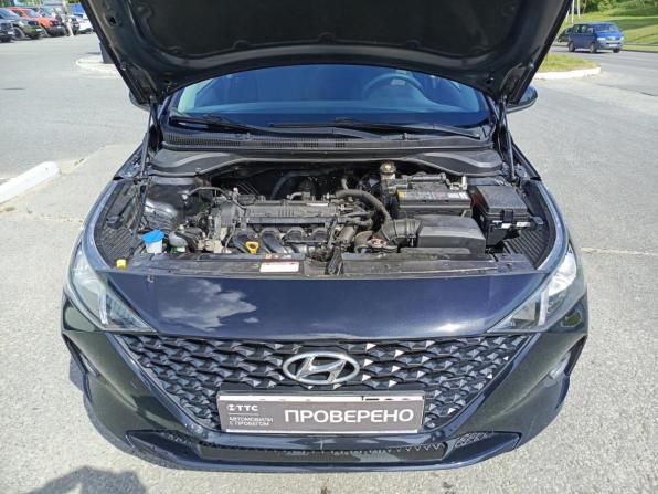 Hyundai Solaris II Рестайлинг с пробегом 2022 года, цена 1 747 000 рублей, 62679 км, седан, Автокод Объявления