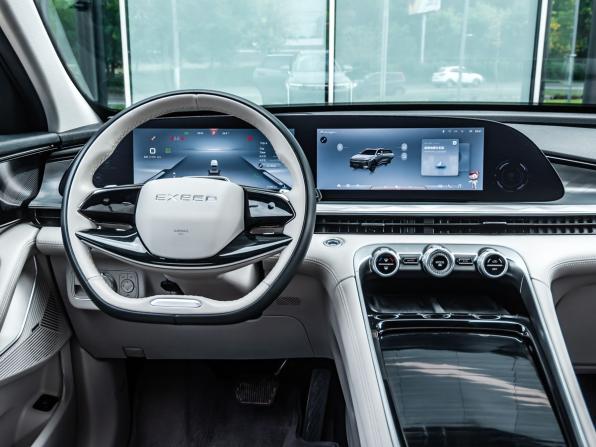 Exeed RX с пробегом 2023 года, цена 3 100 000 рублей, 37943 км, внедорожник, Автокод Объявления