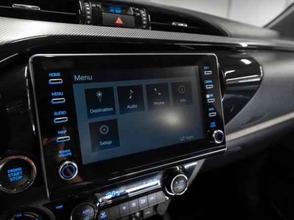 Toyota Hilux VIII Рестайлинг 2 с пробегом 2025 года, цена 7 750 000 рублей, 34 км, пикап, Автокод Объявления