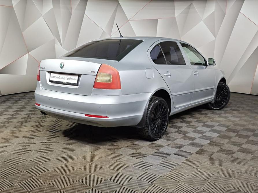 Skoda Octavia II (A5) Рестайлинг Москва  - изображение 2