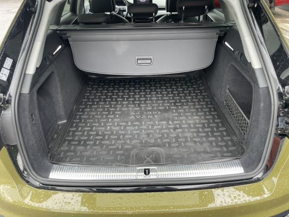 Audi A4 V (B9) с пробегом 2019 года, цена 2 999 000 рублей, 120360 км, универсал, Автокод Объявления