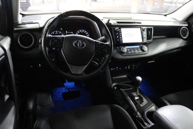 Toyota RAV4 IV (XA40) Рестайлинг с пробегом 2016 года, цена 2 324 000 рублей, 166100 км, внедорожник, Автокод Объявления
