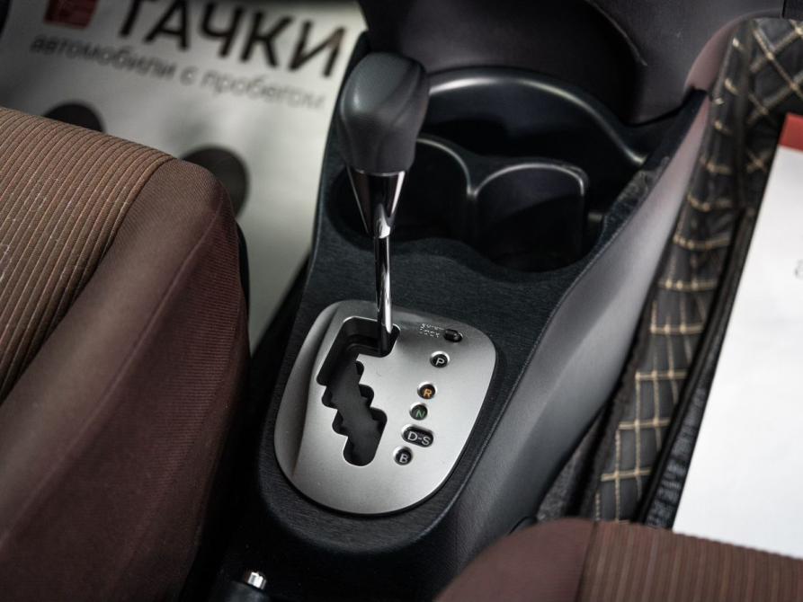 Toyota Vitz III (XP130) Иркутск  - изображение 13