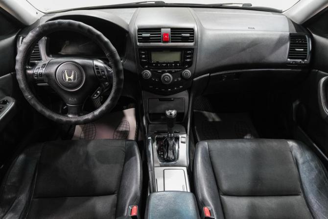Honda Accord VII Рестайлинг с пробегом 2007 года, цена 799 000 рублей, 244000 км, седан, Автокод Объявления
