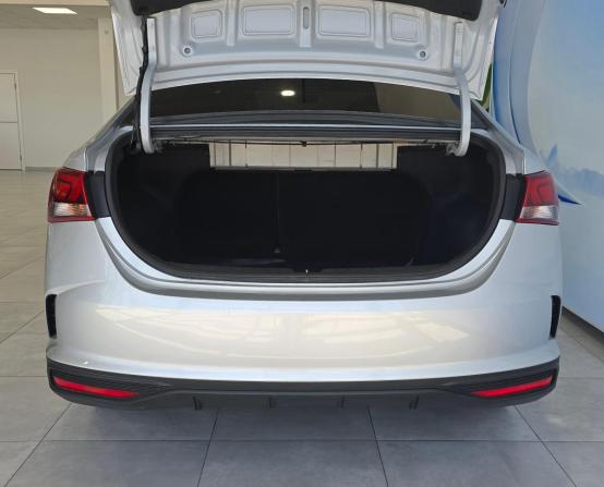 Hyundai Solaris II Рестайлинг с пробегом 2022 года, цена 1 549 000 рублей, 107000 км, седан, Автокод Объявления