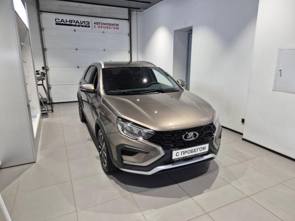 Lada (ВАЗ) Vesta I Рестайлинг (NG) с пробегом 2025 года, цена 1 549 000 рублей, 22348 км, универсал, Автокод Объявления