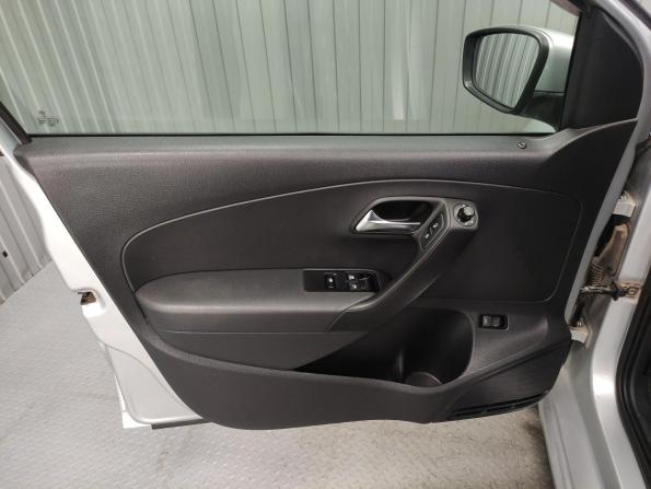 Volkswagen Polo V с пробегом 2013 года, цена 790 000 рублей, 159300 км, седан, Автокод Объявления