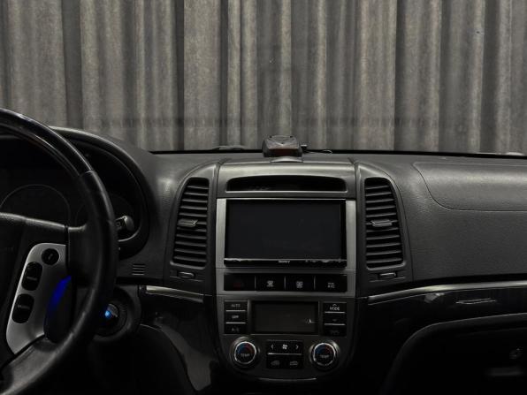 Hyundai Santa Fe II с пробегом 2008 года, цена 899 000 рублей, 210000 км, внедорожник, Автокод Объявления