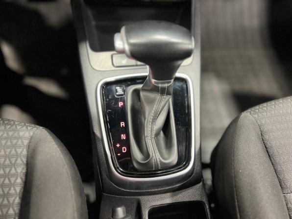 Kia Rio IV Рестайлинг с пробегом 2021 года, цена 1 550 000 рублей, 116000 км, седан, Автокод Объявления
