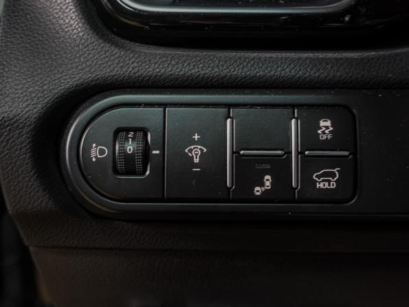 Kia Ceed III с пробегом 2019 года, цена 1 799 000 рублей, 115300 км, универсал, Автокод Объявления