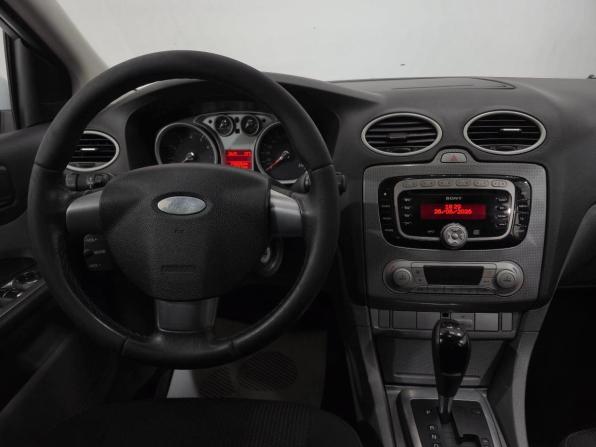 Ford Focus II Рестайлинг с пробегом 2011 года, цена 550 000 рублей, 215435 км, хэтчбек, Автокод Объявления