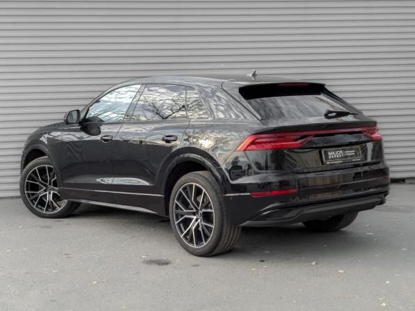 Audi Q8 I (4M) с пробегом 2018 года, цена 4 895 000 рублей, 132010 км, внедорожник, Автокод Объявления