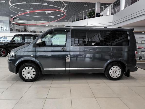 Volkswagen Transporter T5 Рестайлинг с пробегом 2010 года, цена 1 250 000 рублей, 302746 км, минивэн, Автокод Объявления
