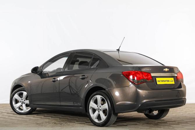 Chevrolet Cruze I Рестайлинг с пробегом 2013 года, цена 959 000 рублей, 193800 км, седан, Автокод Объявления