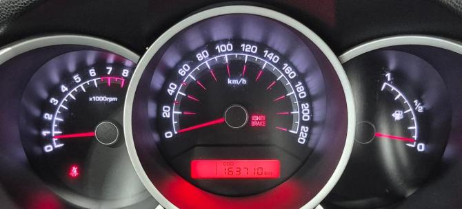 Kia Venga I с пробегом 2011 года, цена 699 000 рублей, 163000 км, минивэн, Автокод Объявления