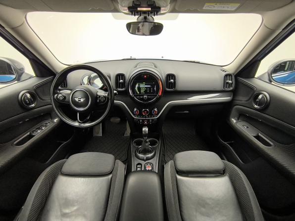 Mini Countryman II с пробегом 2017 года, цена 2 702 000 рублей, 81072 км, внедорожник, Автокод Объявления