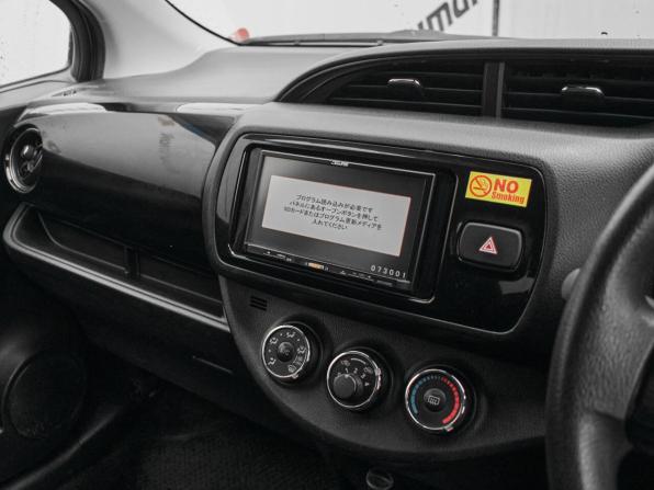 Toyota Vitz III (XP130) Рестайлинг с пробегом 2018 года, цена 1 050 000 рублей, 110957 км, хэтчбек, Автокод Объявления