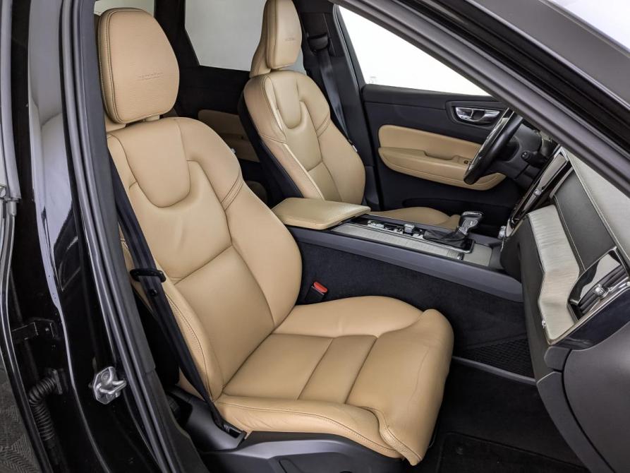 Volvo XC60 II Москва  - изображение 23